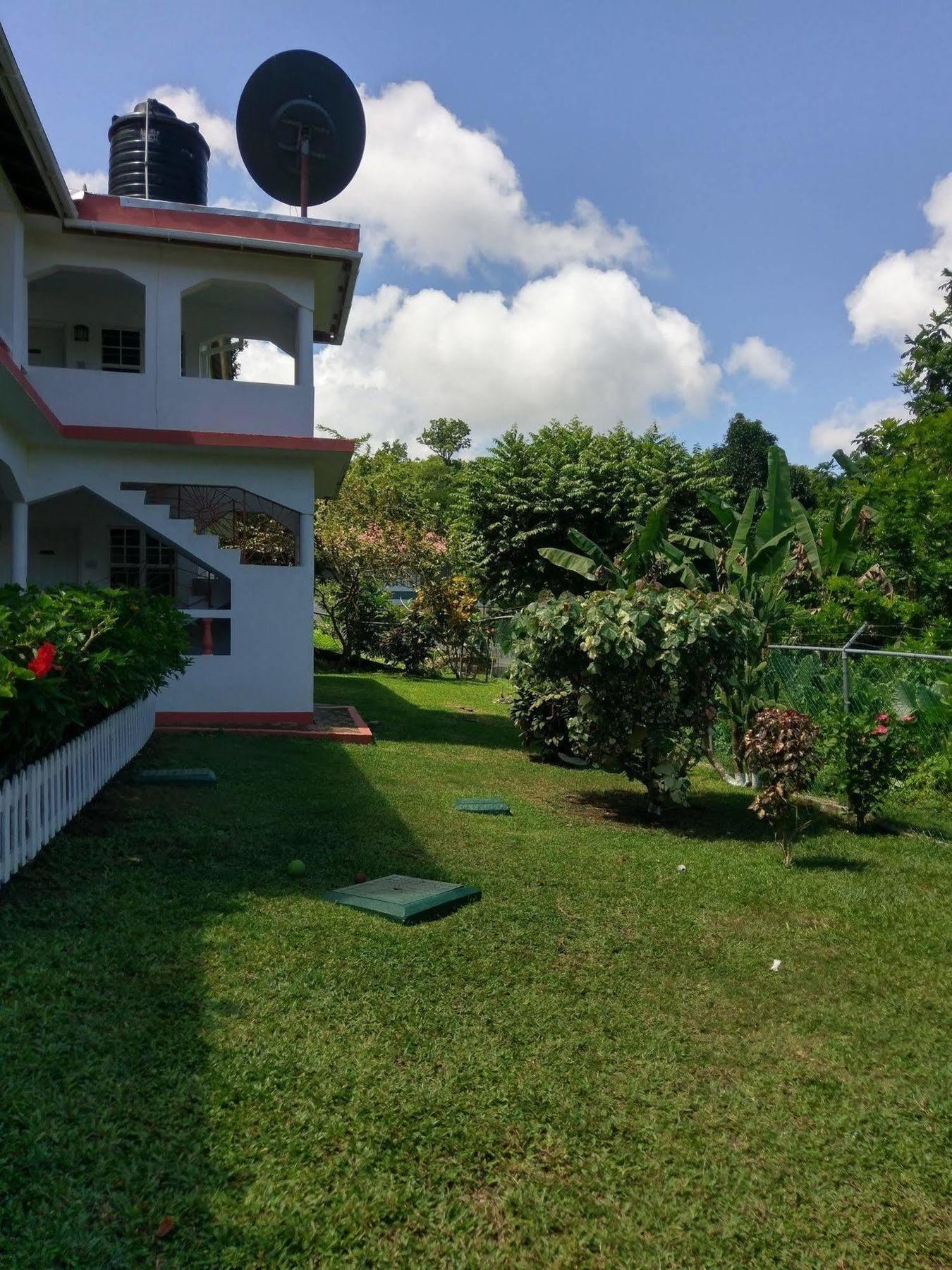 Polish Princess Guest House Port Antonio Exterior photo